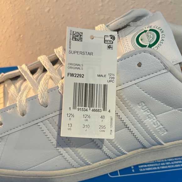 Adidas Superstar White Vegan Sneakers - Picture 2 of 9